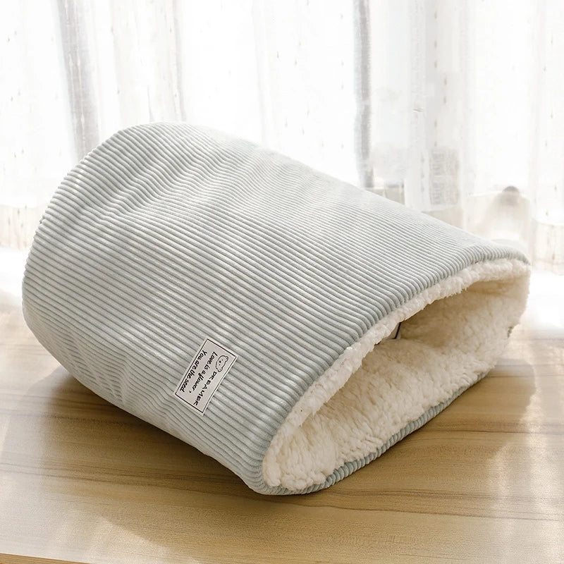 Warm Velvet Fabric Bed for Cats Dogs Winter Autumn Comfortable Soft Fleece Bucket Type Blue Sleeping Bag for Kittens Pet House